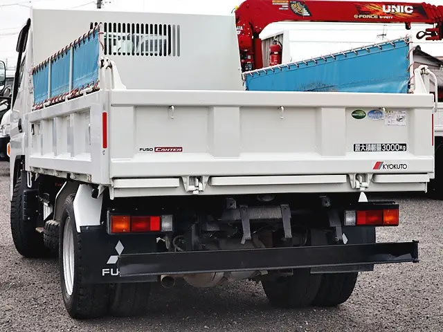 三菱 キャンター TPG-FBA60(2WD)の写真2