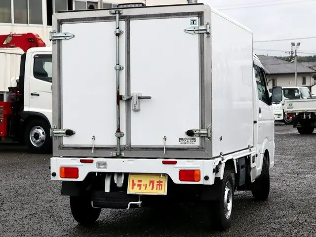 スズキ キャリイ EBD-DA16T(4WD)の写真5