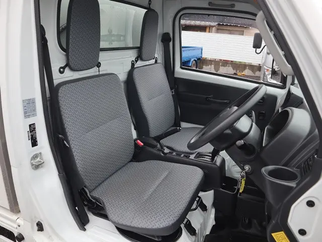 スズキ キャリイ EBD-DA16T(4WD)の写真31