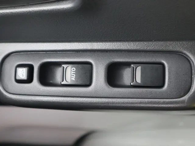スズキ キャリイ EBD-DA16T(4WD)の写真38