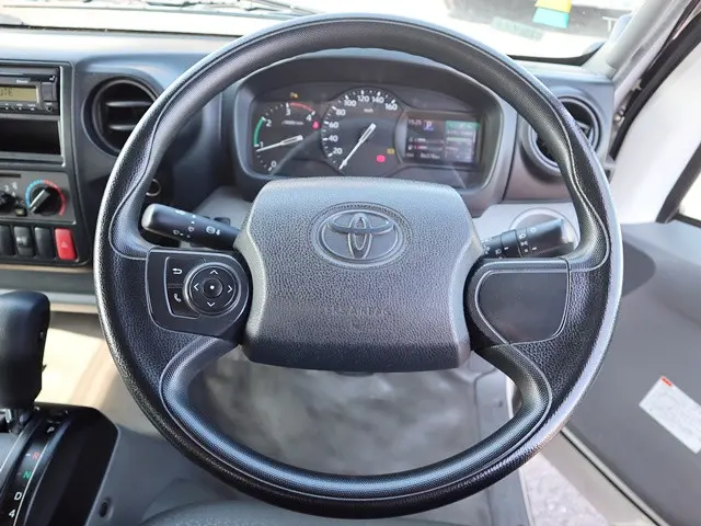 トヨタ ダイナ 2RG-XZU710(2WD)の写真4