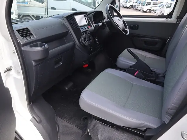 トヨタ タウンエーストラック 5BF-S403U(2WD)の写真33