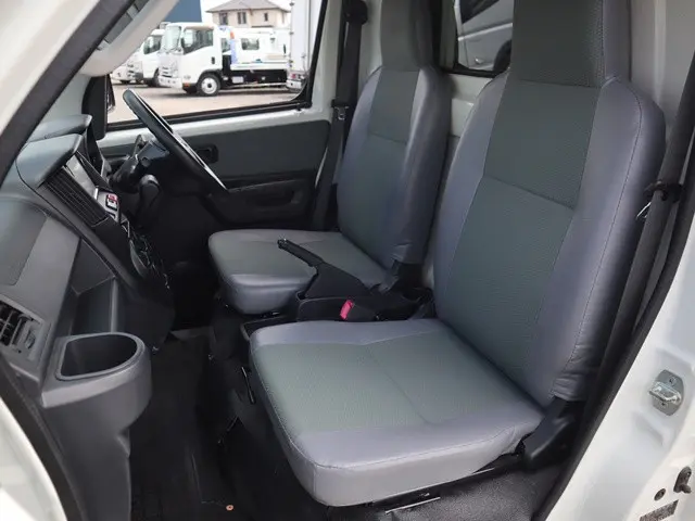 トヨタ タウンエーストラック 5BF-S403U(2WD)の写真34