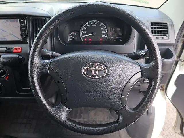 トヨタ タウンエーストラック 5BF-S403U(2WD)の写真35