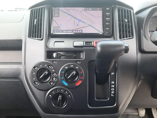 トヨタ タウンエーストラック 5BF-S403U(2WD)の写真37