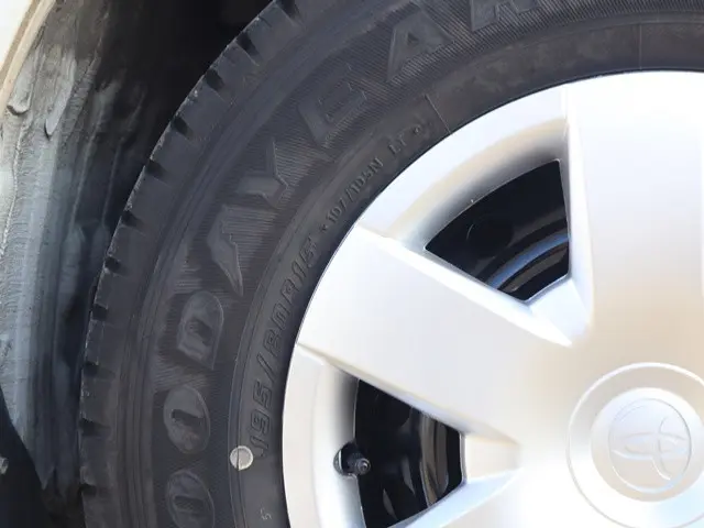 トヨタ ハイエースバン 3BF-TRH200V(2WD)の写真24