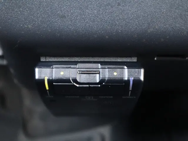トヨタ ハイエースバン 3BF-TRH200V(2WD)の写真41