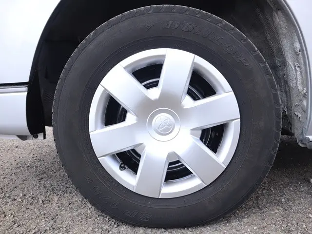 トヨタ ハイエースバン QDF-GDH206V(4WD)の写真25