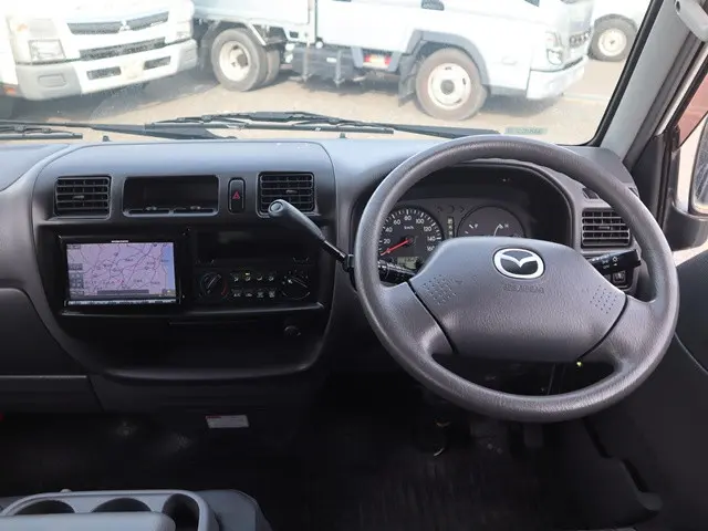 マツダ ボンゴバン DBF-SLP2V(2WD)の写真29