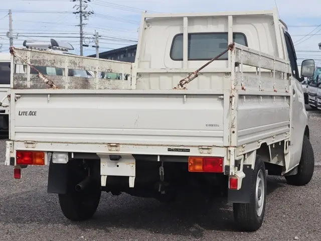 トヨタ タウンエーストラック ABF-S402U(2WD)の写真2