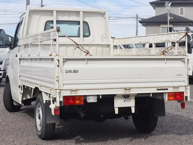 トヨタ タウンエーストラック ABF-S402U(2WD)の写真3