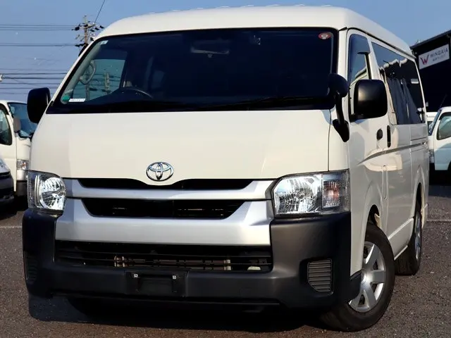 トヨタ ハイエース 3BA-TRH214W(2WD)の写真1