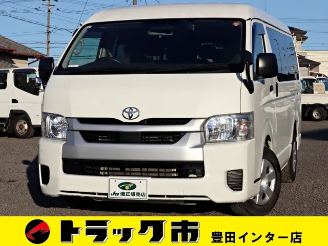 トヨタ ハイエース 3BA-TRH214W(2WD)の写真1