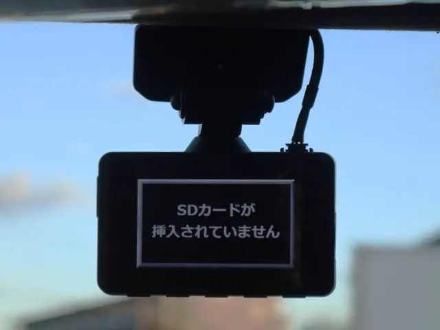 トヨタ ハイエース 3BA-TRH214W(2WD)の写真39