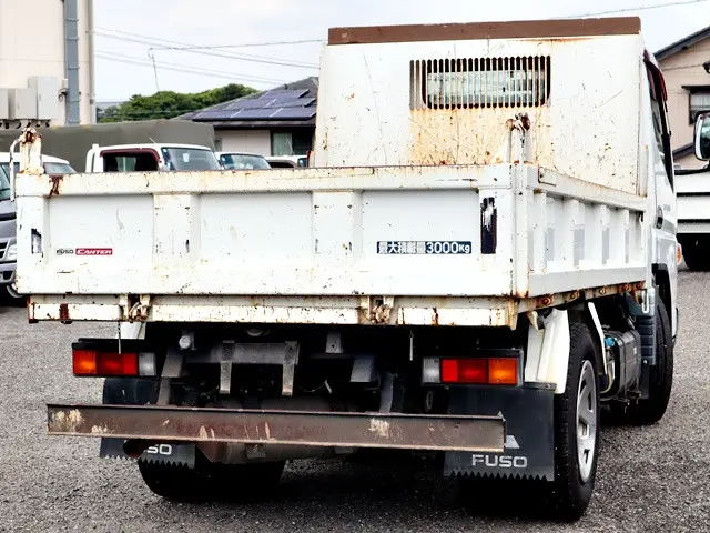 三菱 キャンター TPG-FBA60(2WD)の写真3