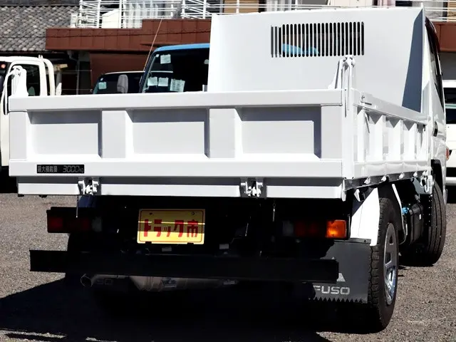 三菱 キャンター TPG-FBA60(2WD)の写真5