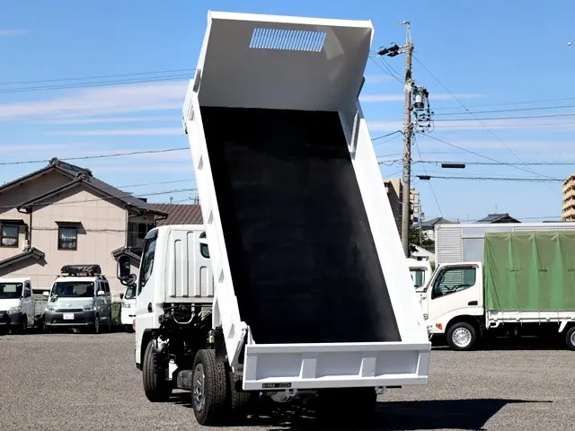 三菱 キャンター TPG-FBA60(2WD)の写真11