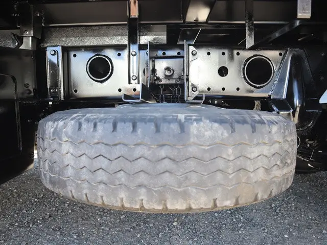 三菱 キャンター TPG-FBA60(2WD)の写真21
