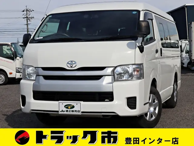 トヨタ ハイエース CBA-TRH219W(4WD)の写真1