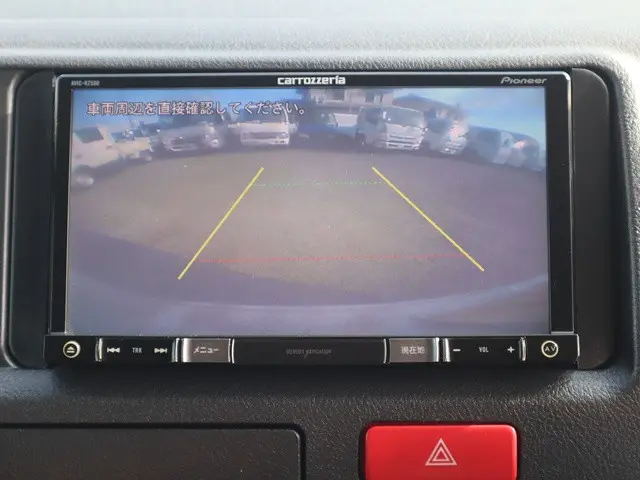 トヨタ ハイエース CBA-TRH219W(4WD)の写真15
