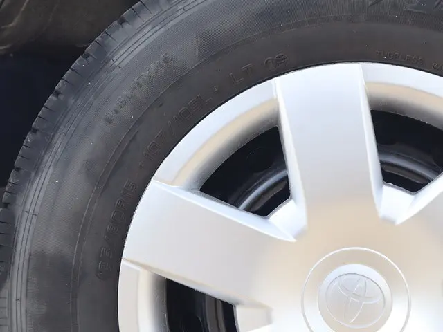 トヨタ ハイエース CBA-TRH219W(4WD)の写真20