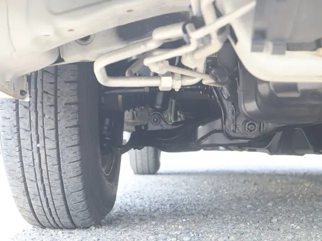 トヨタ ハイエース CBA-TRH219W(4WD)の写真22
