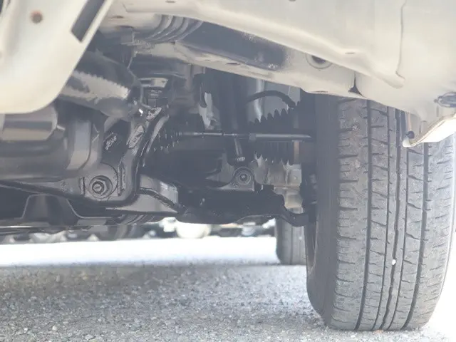 トヨタ ハイエース CBA-TRH219W(4WD)の写真23