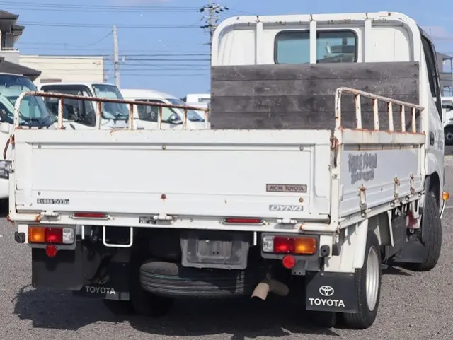 トヨタ ダイナ QDF-KDY221(2WD)の写真3