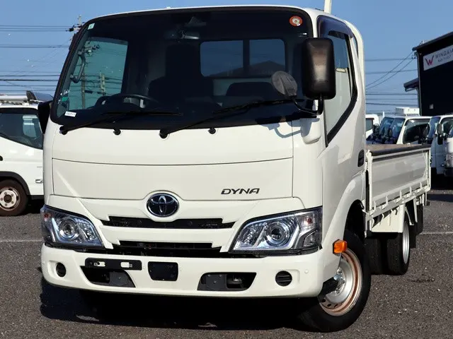 トヨタ ダイナ 3BF-TRY230(2WD)の写真1