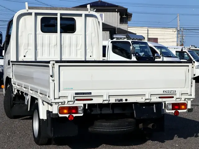 トヨタ ダイナ 3BF-TRY230(2WD)の写真2