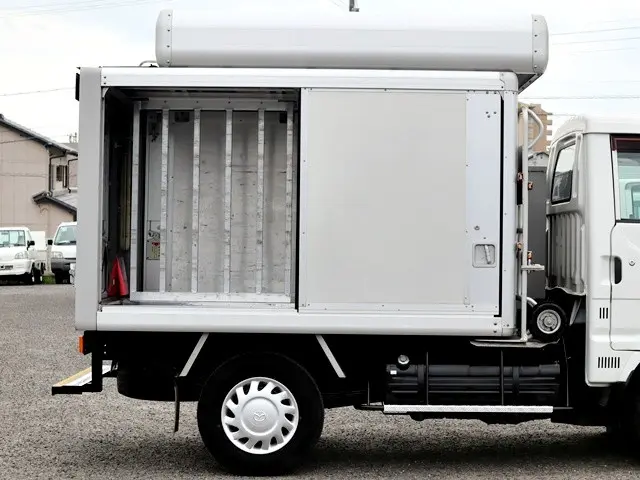 マツダ ボンゴトラック DBF-SLP2T(2WD)の写真12