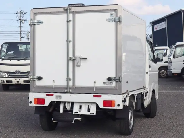 スズキ キャリイ EBD-DA16T(4WD)の写真3