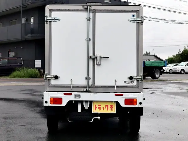 スズキ キャリイ EBD-DA16T(4WD)の写真6