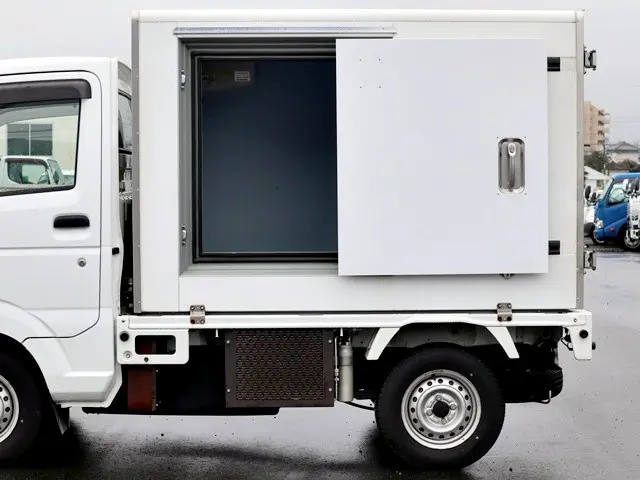 スズキ キャリイ EBD-DA16T(4WD)の写真10