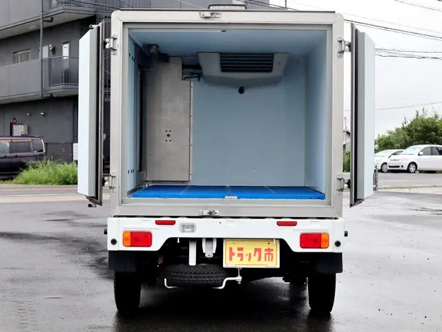スズキ キャリイ EBD-DA16T(4WD)の写真11