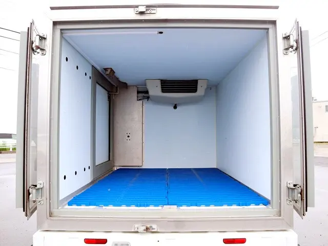 スズキ キャリイ EBD-DA16T(4WD)の写真12