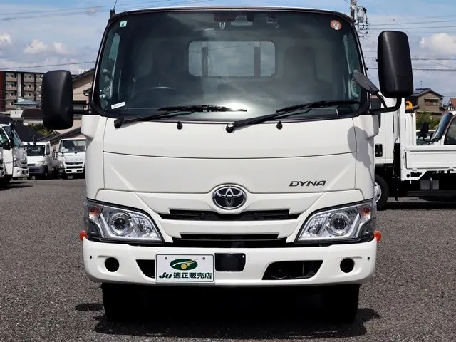 トヨタ ダイナ 2RG-XZC605(2WD)の写真3