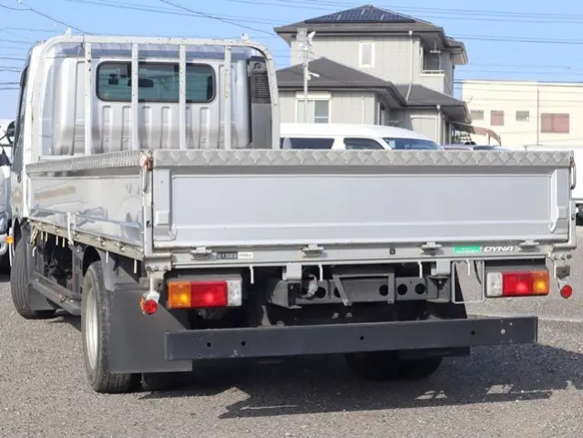 トヨタ ダイナ 2RG-XZC710(2WD)の写真2