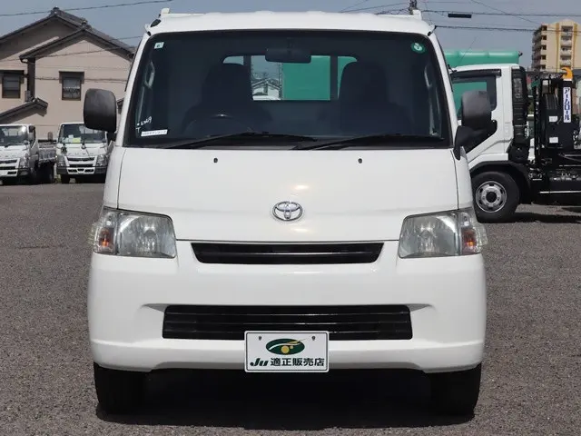 トヨタ タウンエーストラック DBF-S402U(2WD)の写真3