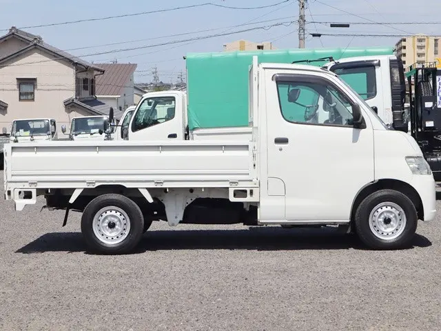 トヨタ タウンエーストラック DBF-S402U(2WD)の写真8