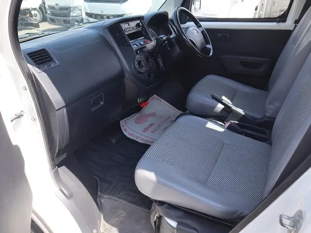 トヨタ タウンエーストラック DBF-S402U(2WD)の写真31