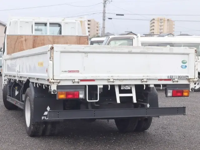 三菱 キャンター 2PG-FEAV0(2WD)の写真2