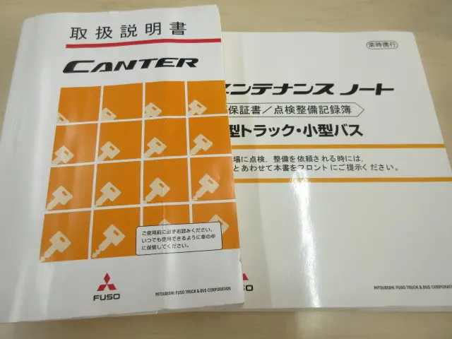 三菱 キャンター 2PG-FEAV0(2WD)の写真5