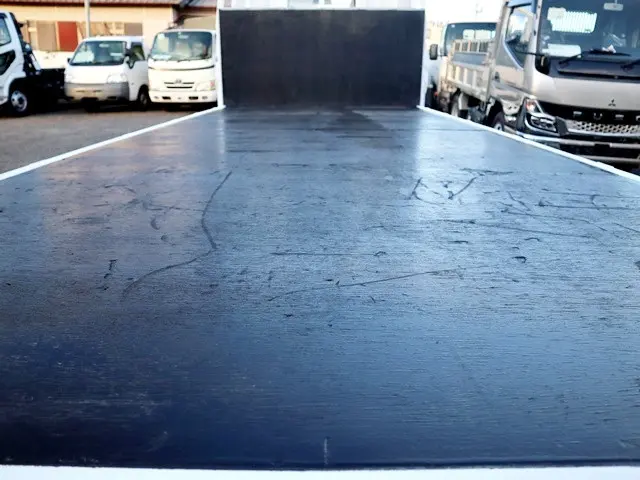 三菱 キャンター 2PG-FEAV0(2WD)の写真12