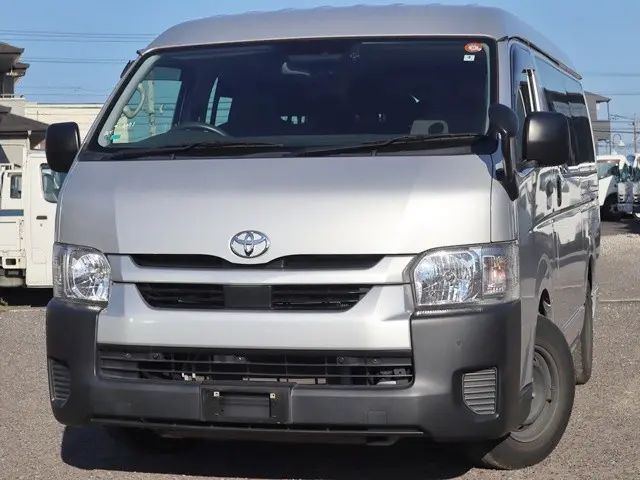 トヨタ ハイエース 3BA-TRH214W(2WD)の写真1