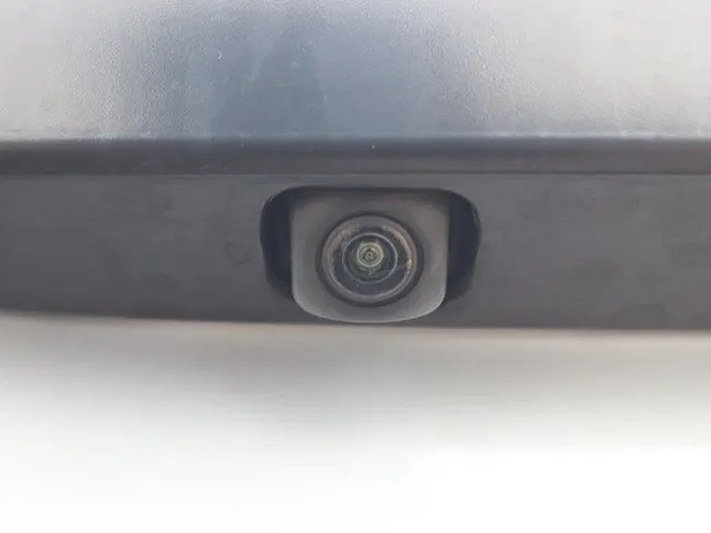 トヨタ ハイエース 3BA-TRH214W(2WD)の写真15