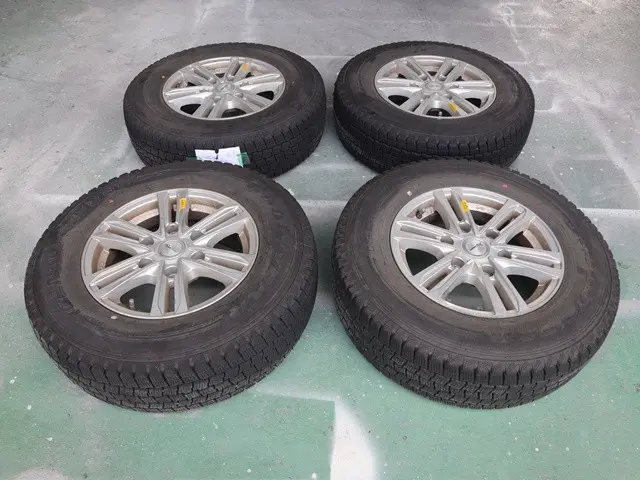 トヨタ ハイエース 3BA-TRH214W(2WD)の写真20