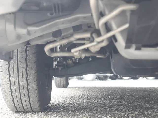トヨタ ハイエース 3BA-TRH214W(2WD)の写真23