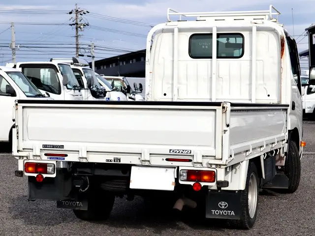 トヨタ ダイナ QDF-KDY221(2WD)の写真3