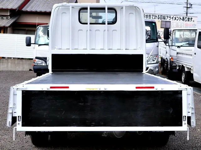 三菱 キャンター 2RG-FBA20(2WD)の写真12